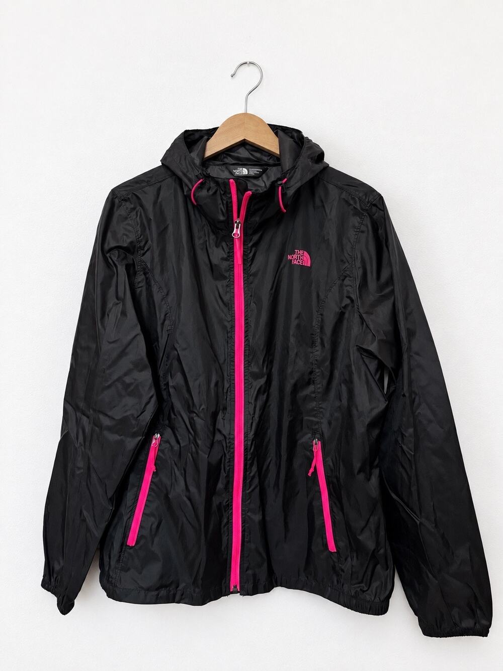 The North Face Women’s XL Black Pink Hooded Rain Jacket Windbreaker Full Zip